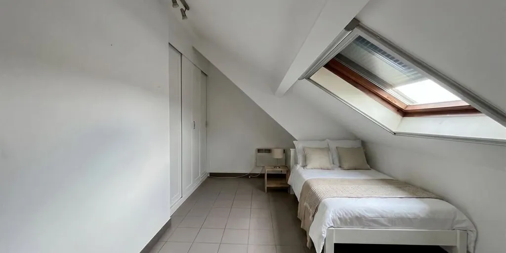 Chambres - Penthouse avec terrasse à Genk centre