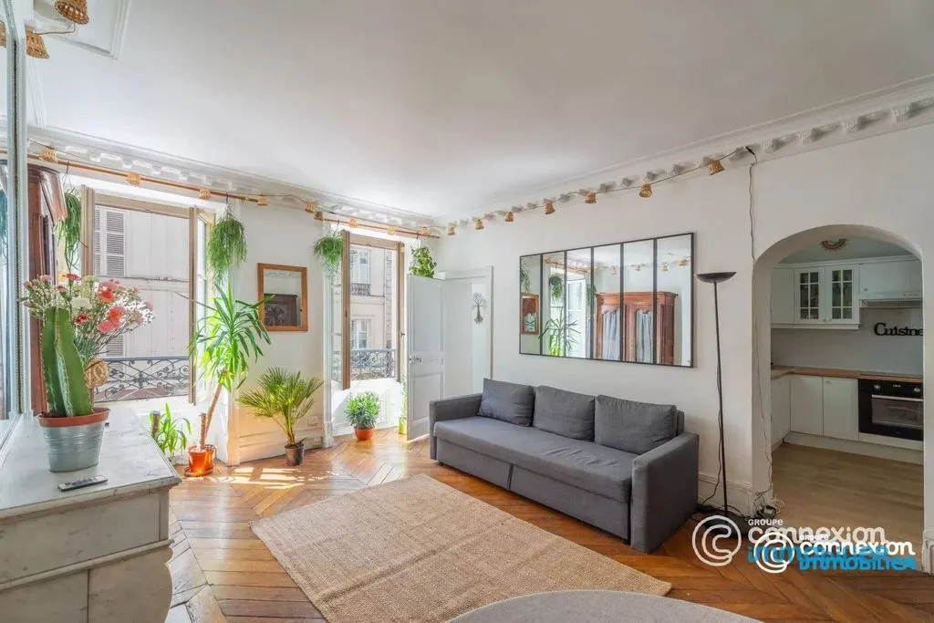 Elutuba - Charming 4-Piece Parisian Apartment in 9th Arrondissement
