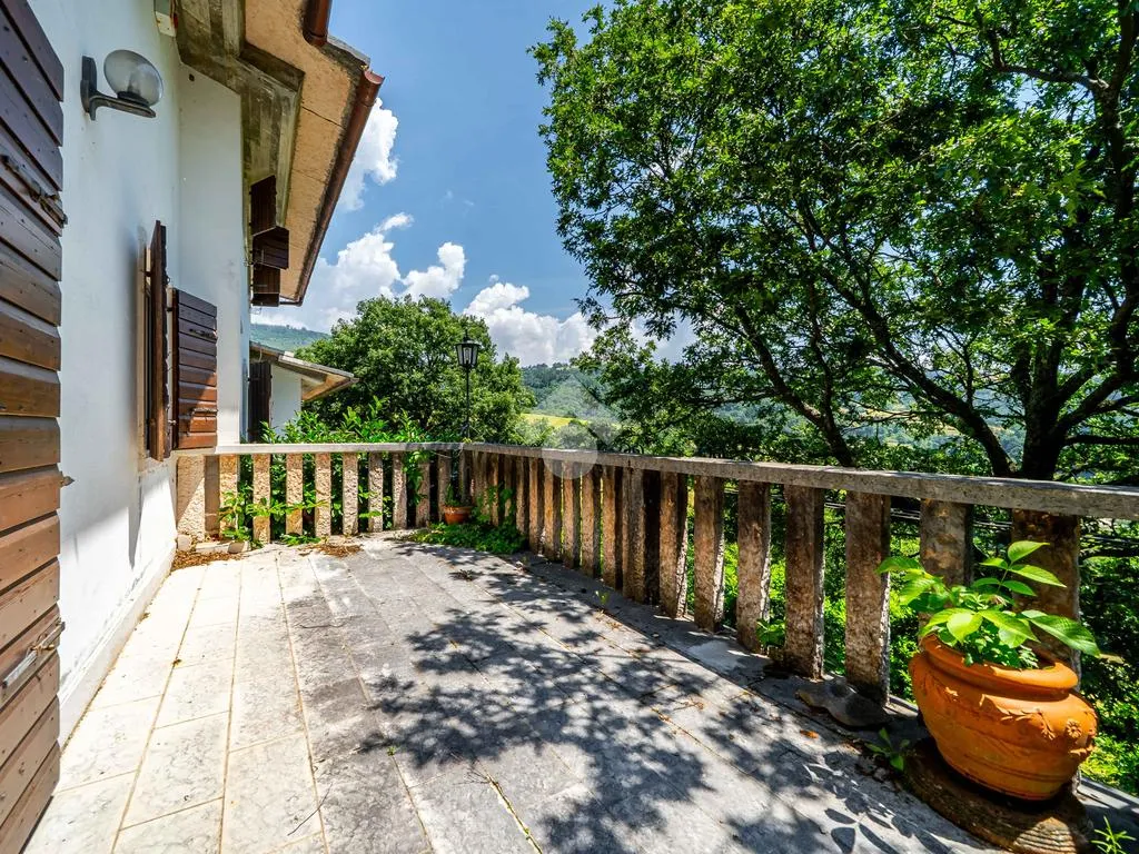 Terrass - Trifamiliare with Garden in Erbezzo