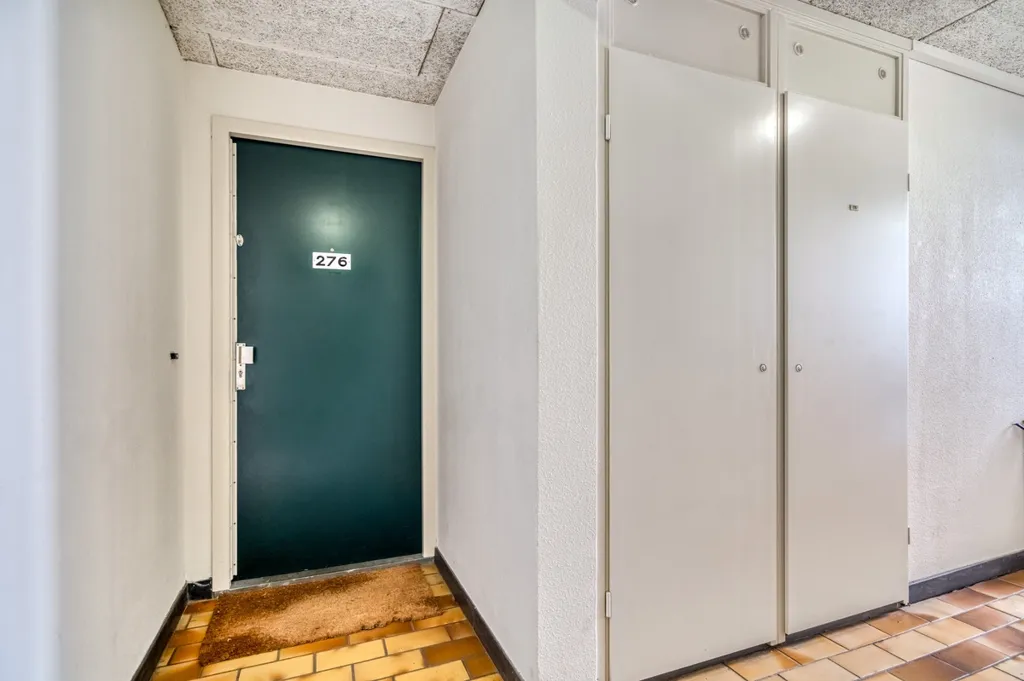 hallway_entrance