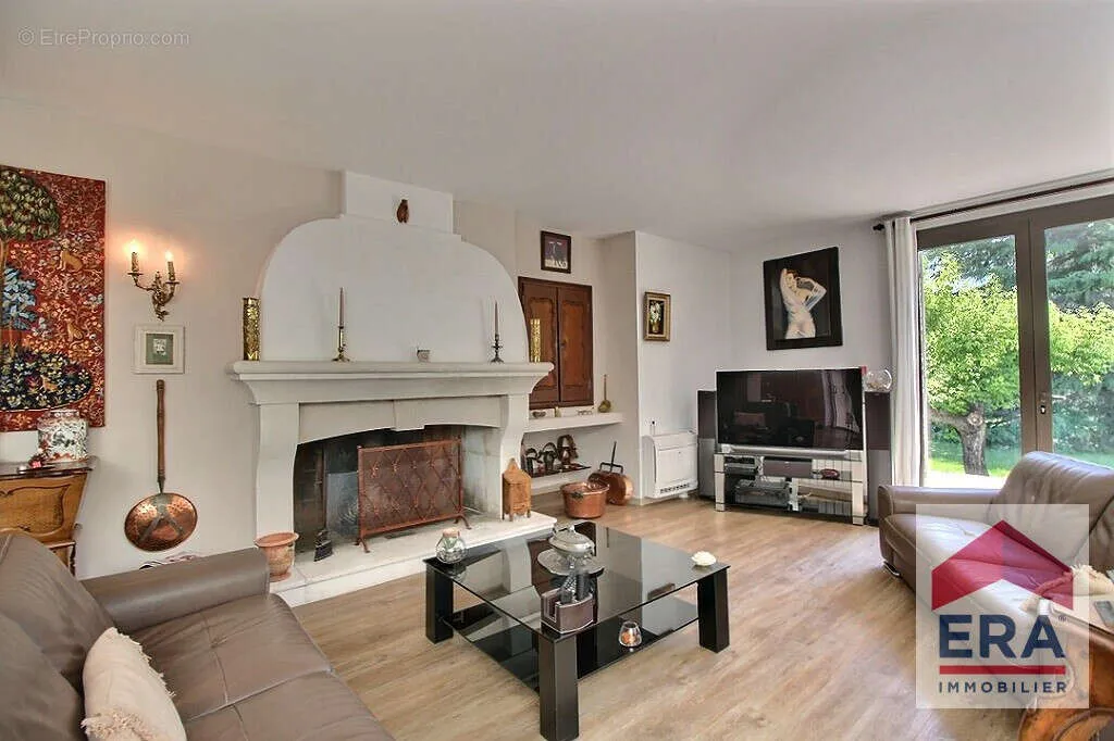 Elutuba - House with Pool in Carpentras