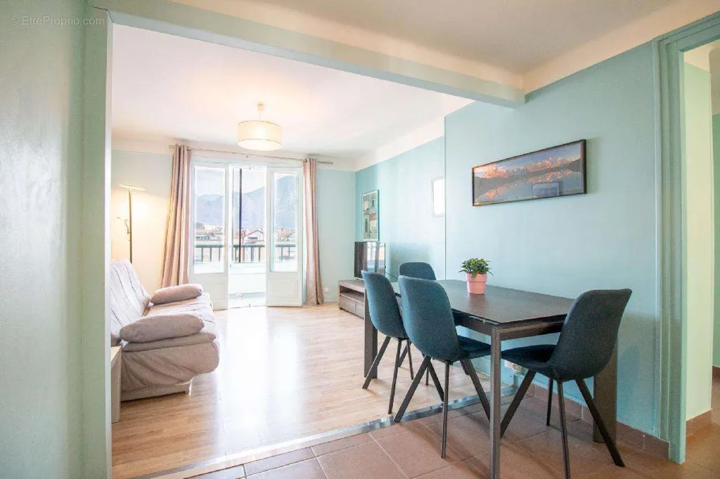 Söögituba - T3 Apartment with Mountain View in Annecy