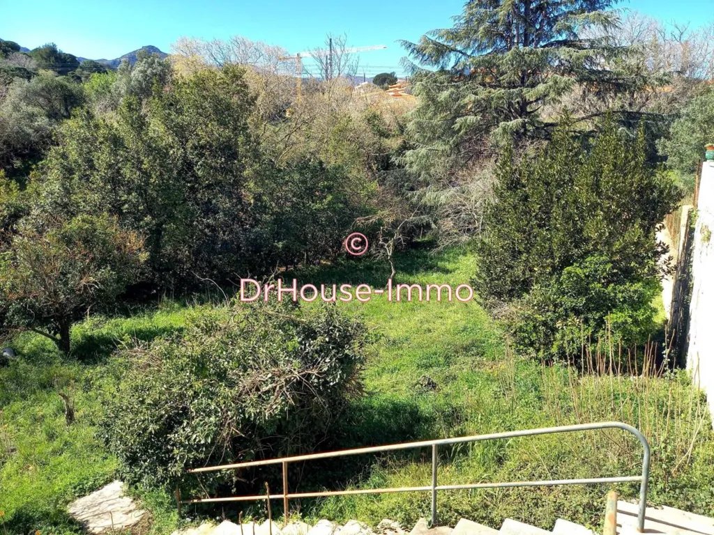 Aed - Buildable Plot with Sea View in Collioure