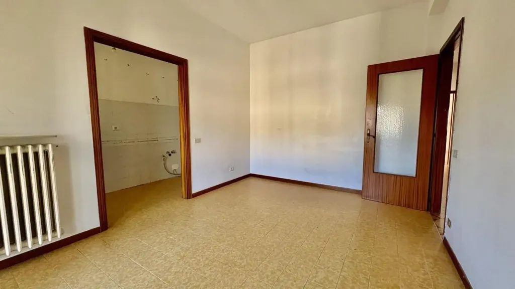 Pièces - Spacious 4-Room Apartment in Castelfiorentino