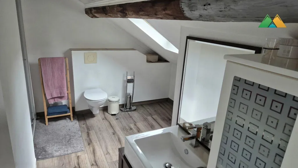 Salles de bain - Maison avec Terrasse et Jardin à Wormeldange