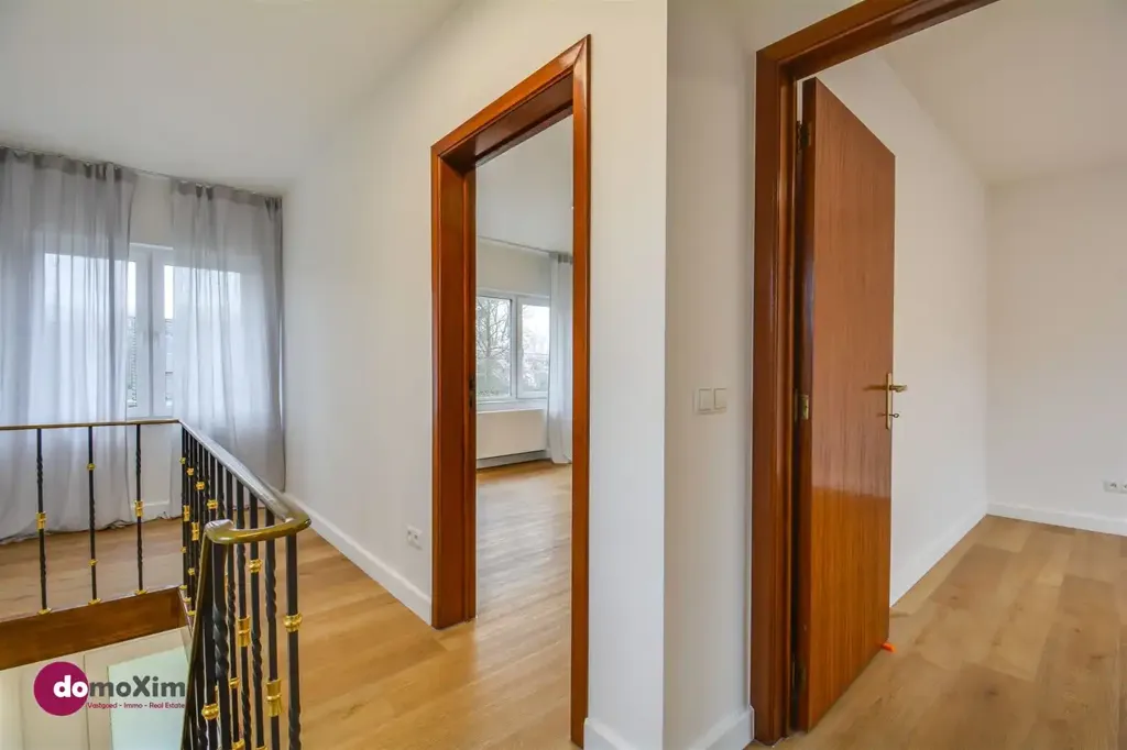 Esik - Renovated House with Garden in Baal