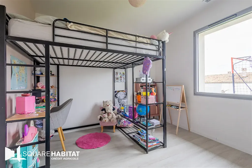 5-toaline maja asukohas Saint Clar