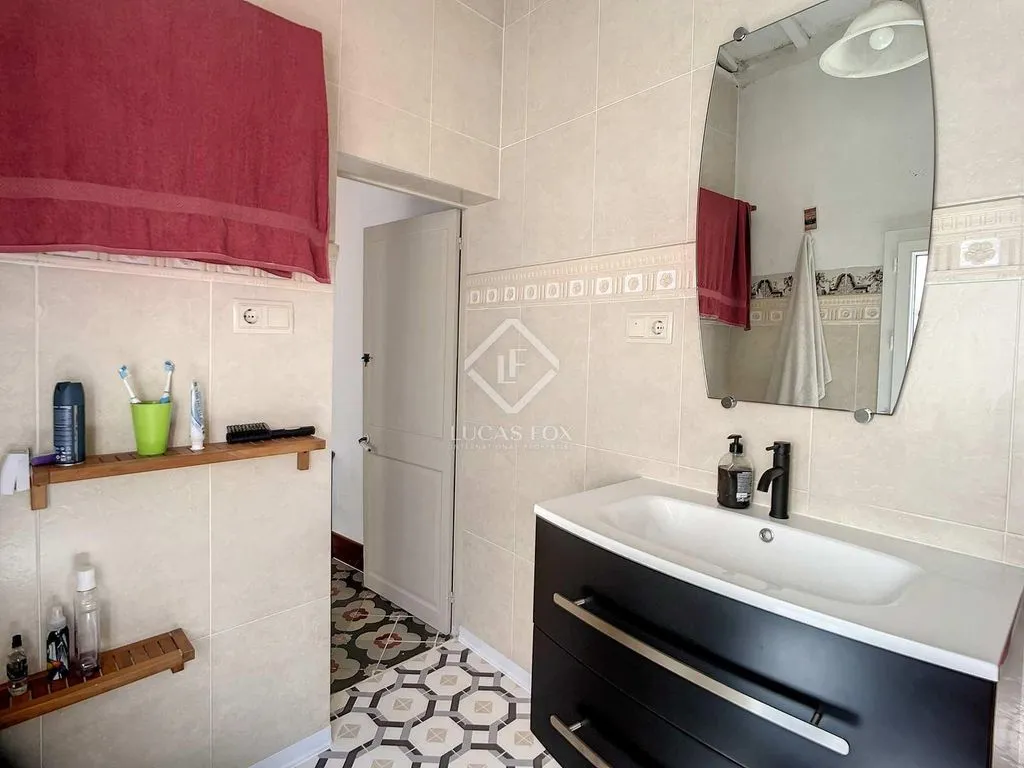 Bagni - Renovated Townhouse with Terraces in Mahón