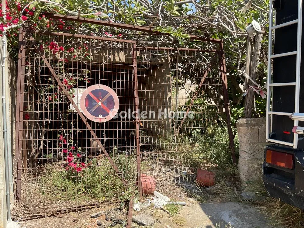 Giardino - Plot with Development Potential in Heraklion, Crete