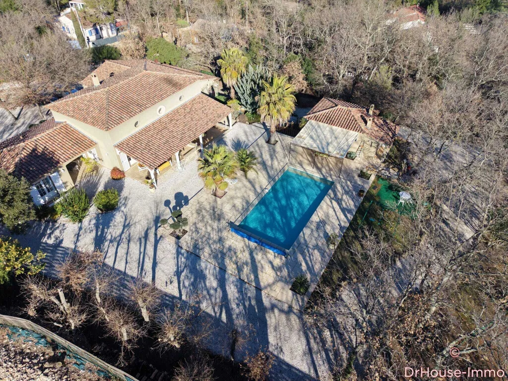 Vue aérienne - Maison de Charme avec Piscine à Besse-sur-Issole
