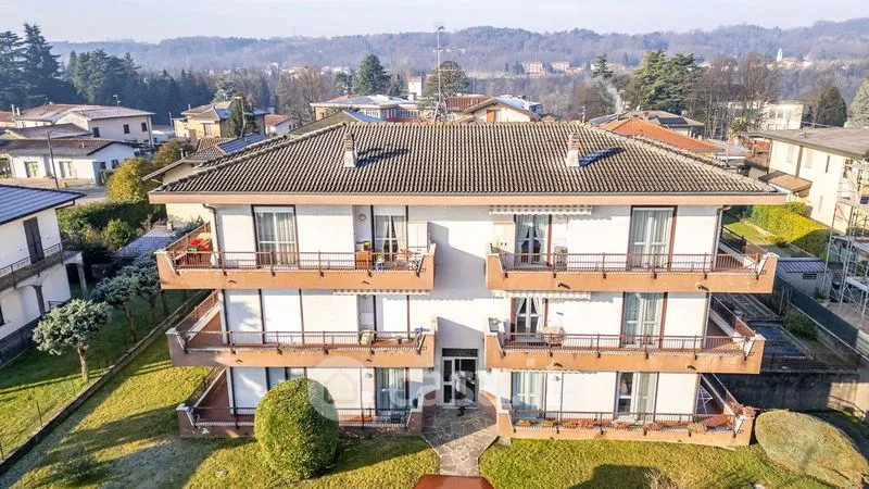 Õhuvaade - Bright Triplex with Balcony in Castiglione Olona