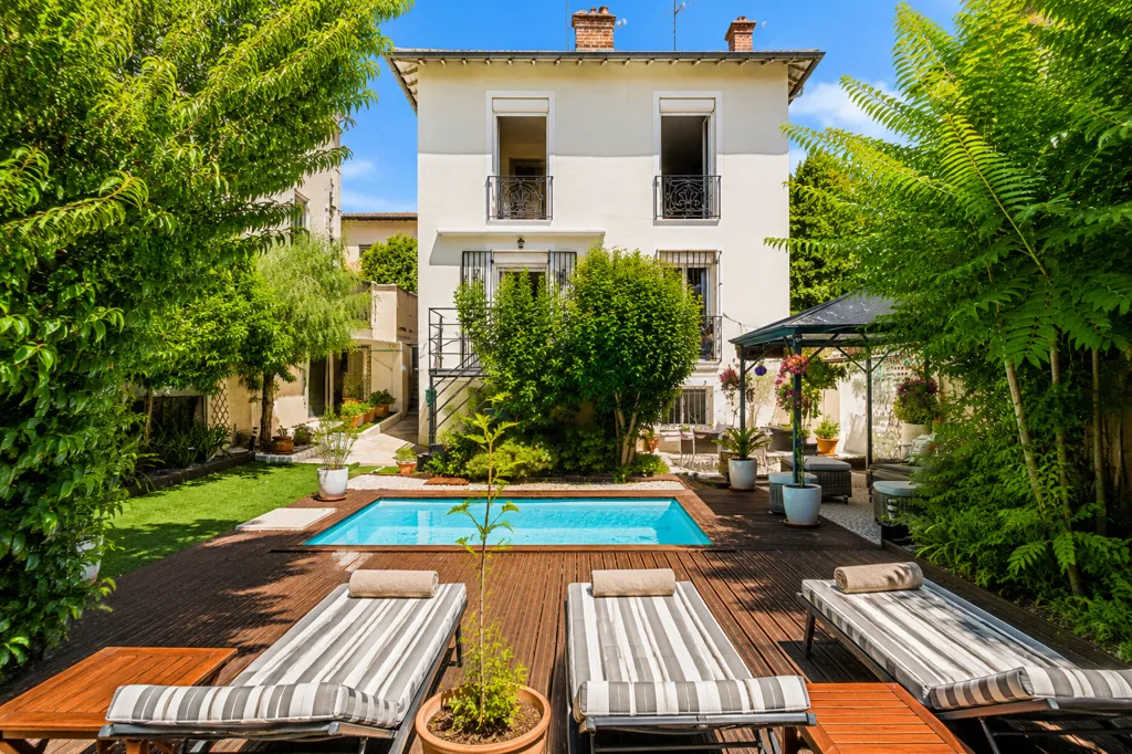 Piscina - Villa with Pool and Apartment in Nice Chambrun
