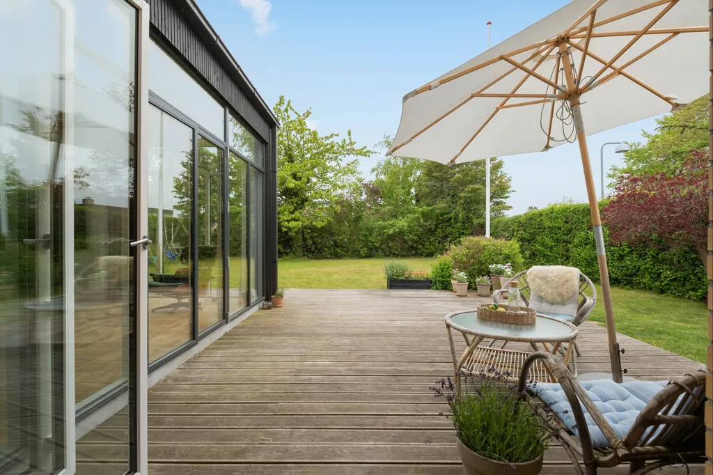 Terrasse - Villa with Garden in Dragør
