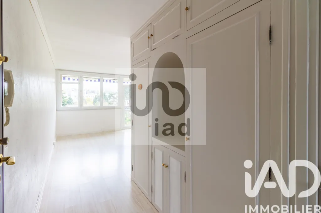 Entrée - Appartement Lumineux avec Balcon Sud dans Résidence Gardée