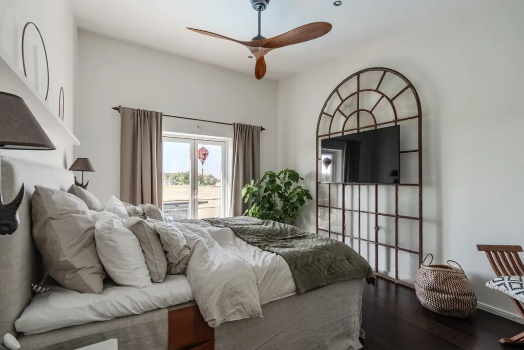 Bedrooms - Luxury Villa with Pool and Sea View in Vallda