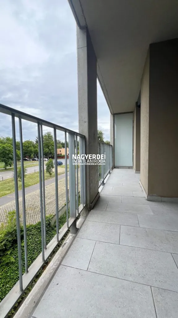 Rõdu - Balconied Apartment in Debrecen University District