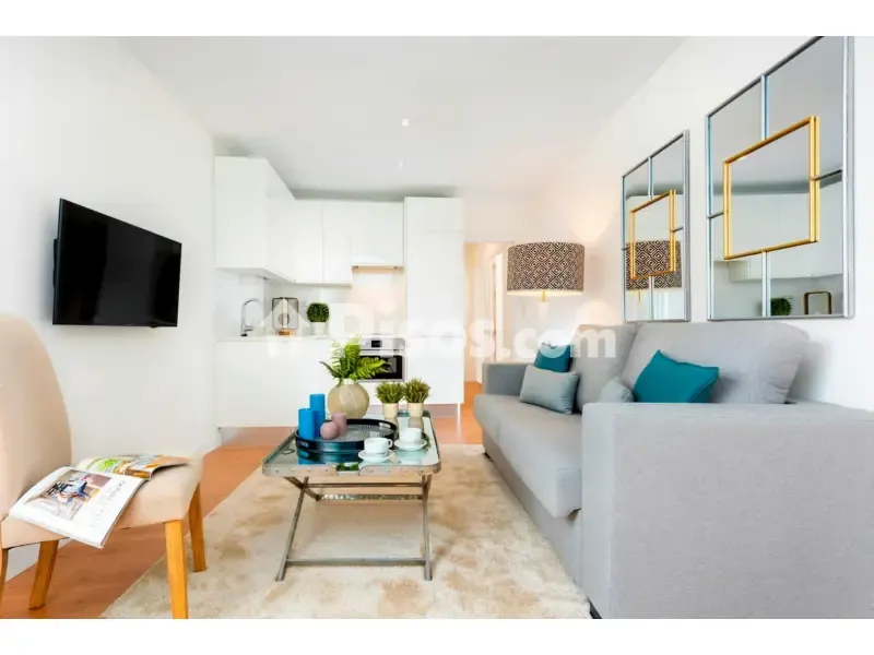 Elutuba - Bright Apartment with Central Heating in Alfalfa