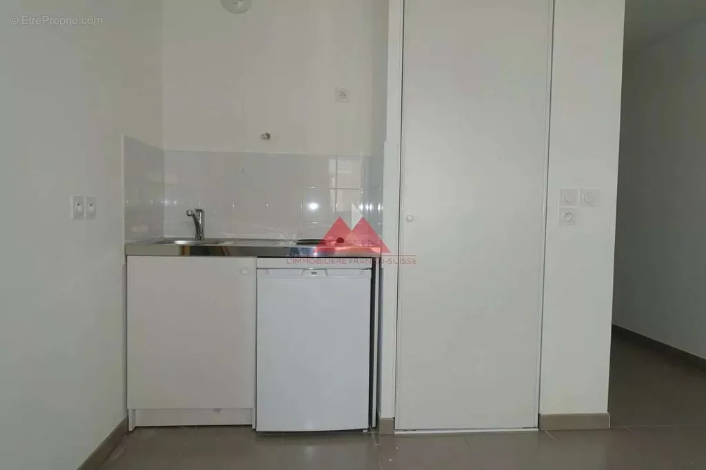 Köök - Studio with Balcony in Lyon 8th