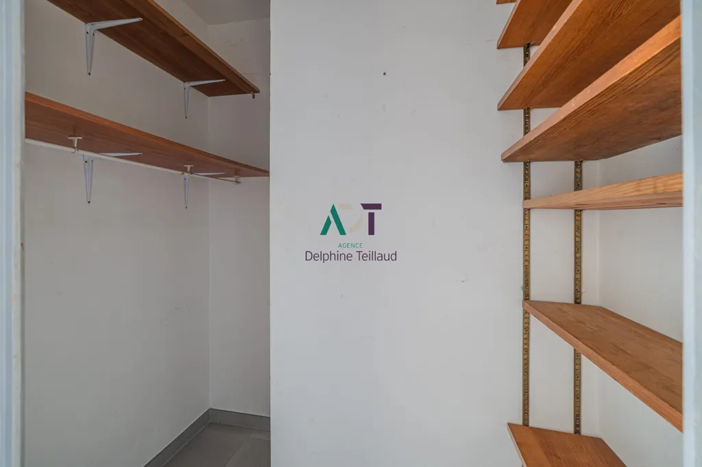 Pièces - Appartement T2 avec Parking à Fontaine