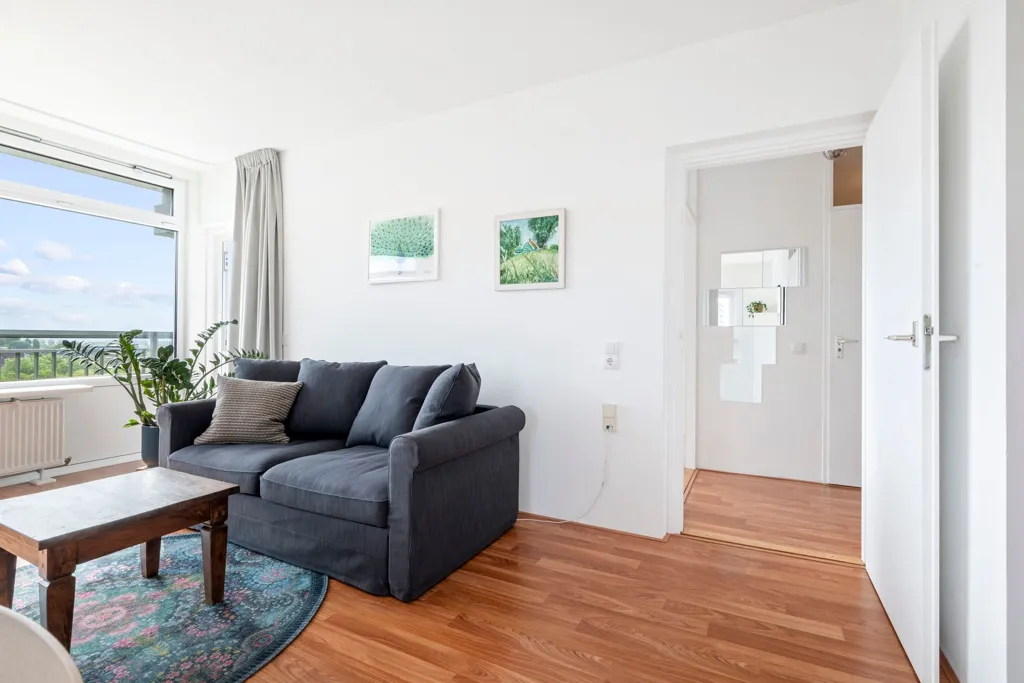 Séjour - Modern Corner Flat with Panoramic View in Haarlem