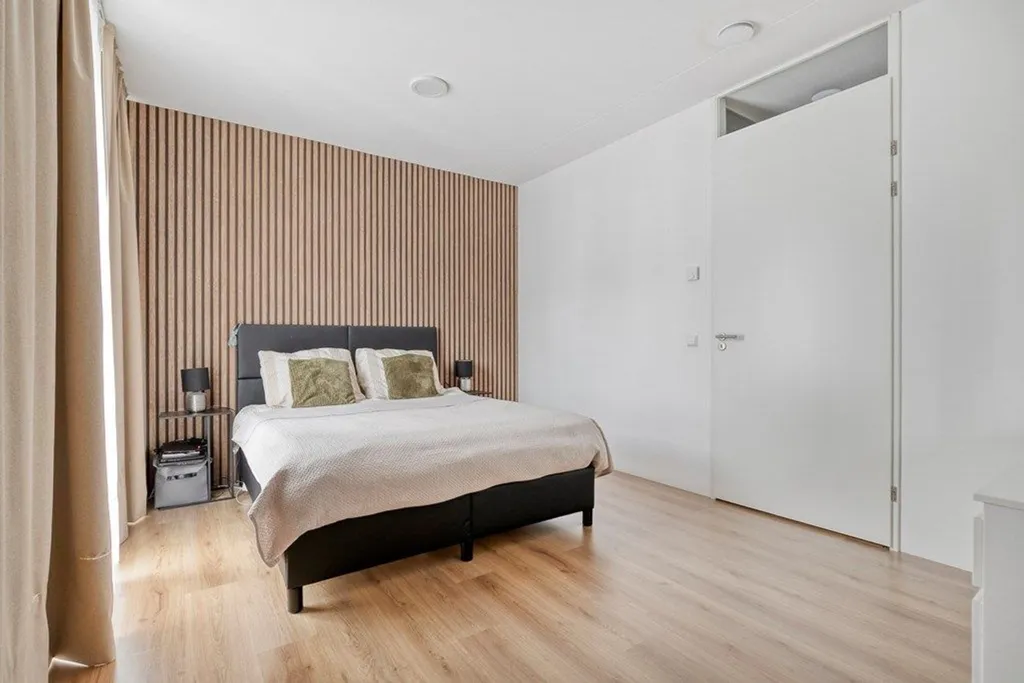 Chambres - 4-Bedroom Tussenwoning with Garden in Hillegersberg, Rotterdam
