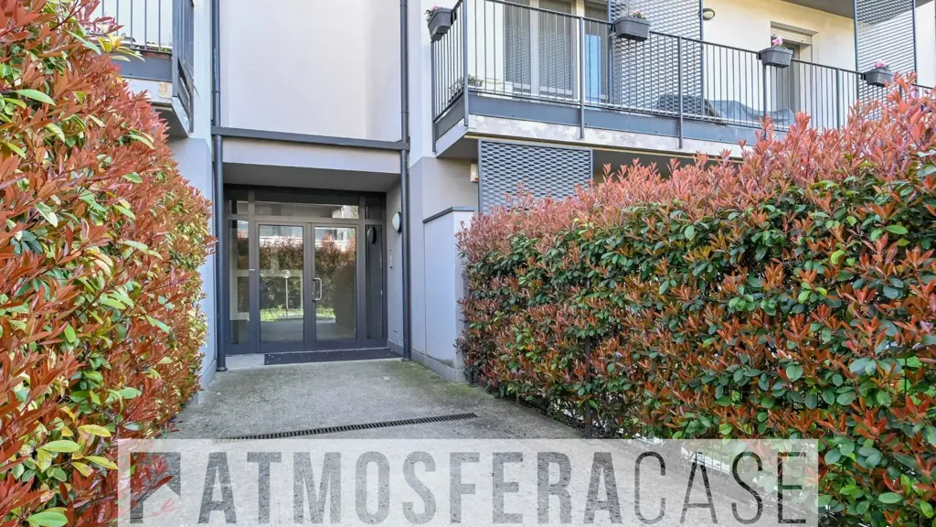 Exterior - Trilocale with Terrace in Treviglio