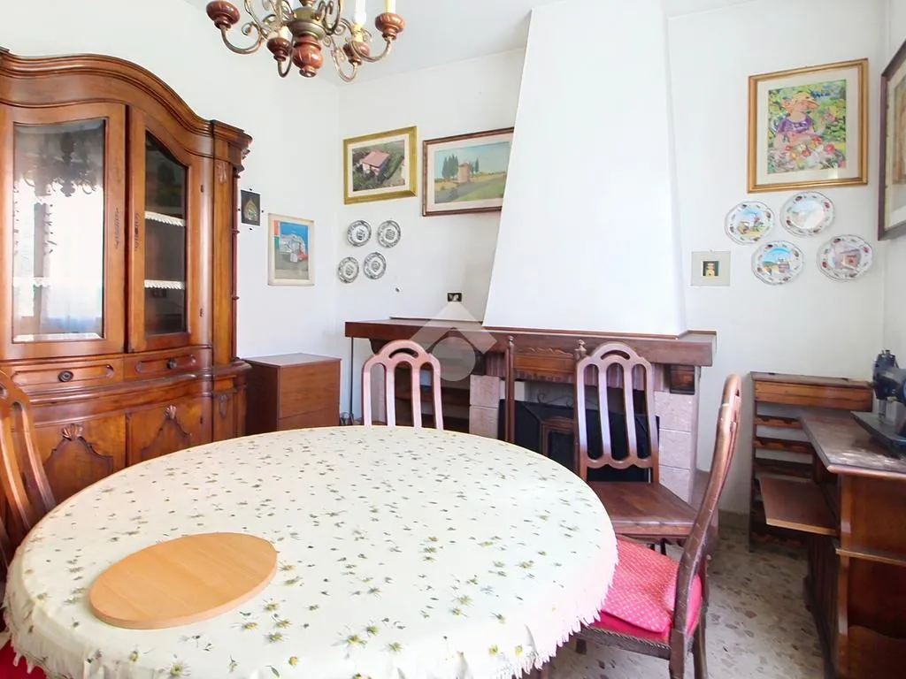 Salle à manger - Duplex Villa with Garden in Madonna dell'Acqua