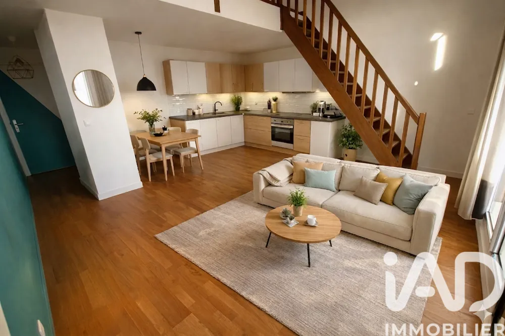 Séjour - Duplex avec Terrasse Privative à Marcoussis