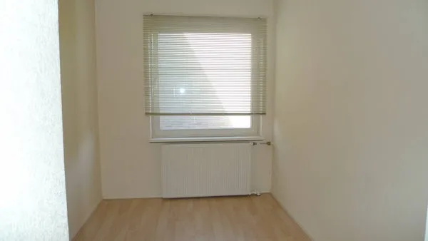 Pièces - Spacious 3-Bedroom Apartment near Beach in Den Haag