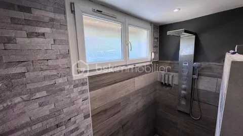 Bagni - Spacious House with Jacuzzi in Aiglemont
