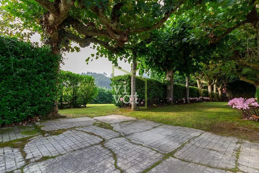 Giardino - Luxury Villa with Garden in Luanco