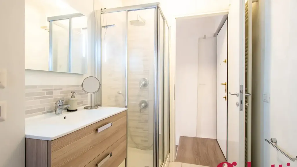 Vannitoad - Rented Studio with Kitchen in Milan