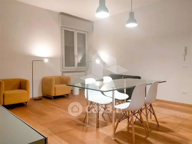 Salle à manger - Rustic Flat with Central Heating in Reggio Emilia Centre