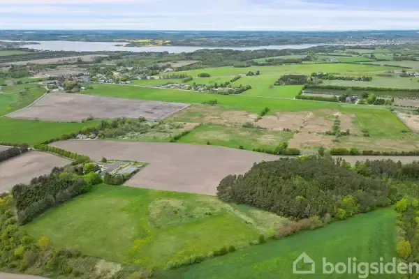 Vue aérienne - Historic Farmhouse with Potential in Havndal
