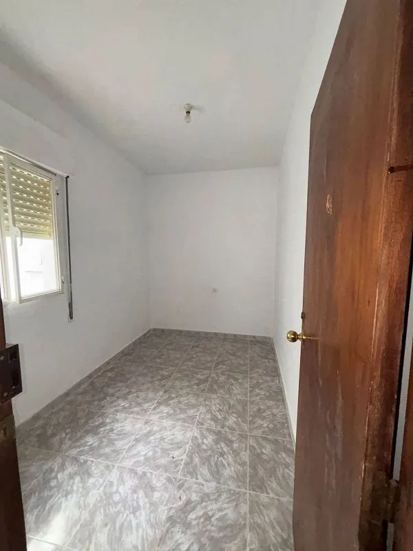 Pièces - Apartment with Balcony in Écija