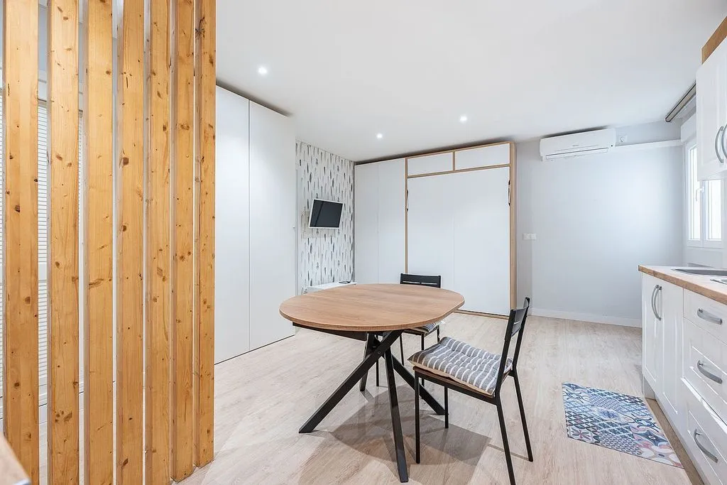 Sala da pranzo - Studio with Lift in Chamartín, Madrid