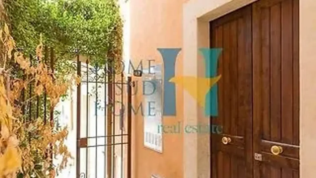 Entrée - Restored House with Garden in Noto