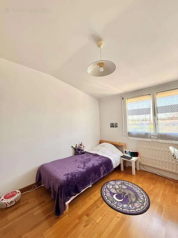 Magamistoad - Bright Semi-Detached House with Garden in Genlis