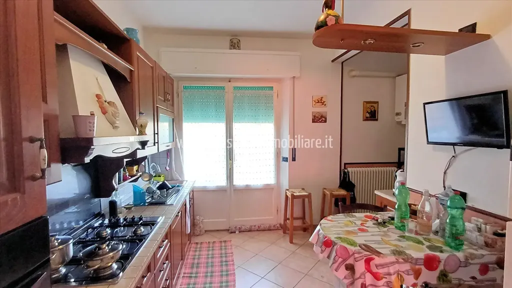 Cuisine - Panoramic Apartment with Balcony in Sinalunga