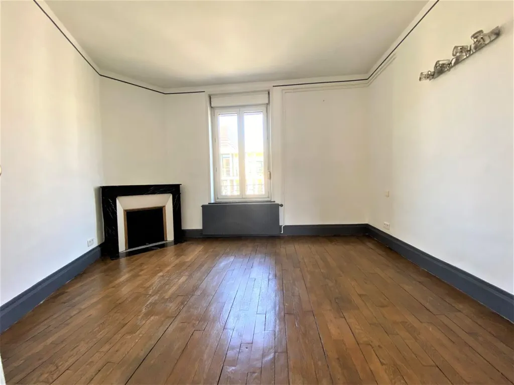 Pièces - Appartement T3 avec Cave au Boulevard Lobau à Nancy
