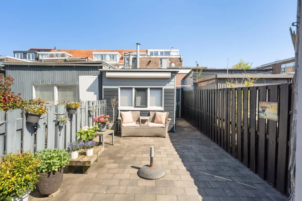 Jardin - Family Home with Garden in Gouda