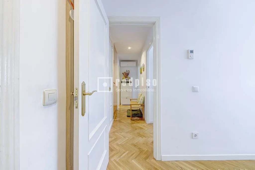 Hallway - Duplex with Pool and Terrace in Boadilla del Monte