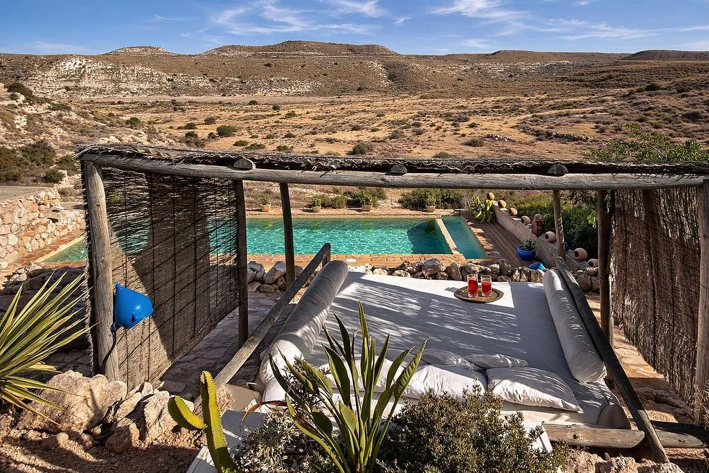 Piscine - Rustic Finca with Pool in Cabo de Gata