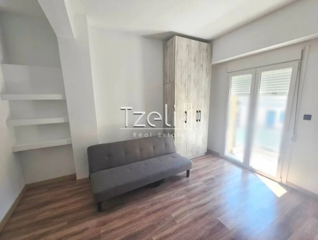 Magamistoad - Renovated Studio with Balcony in Patras Centre