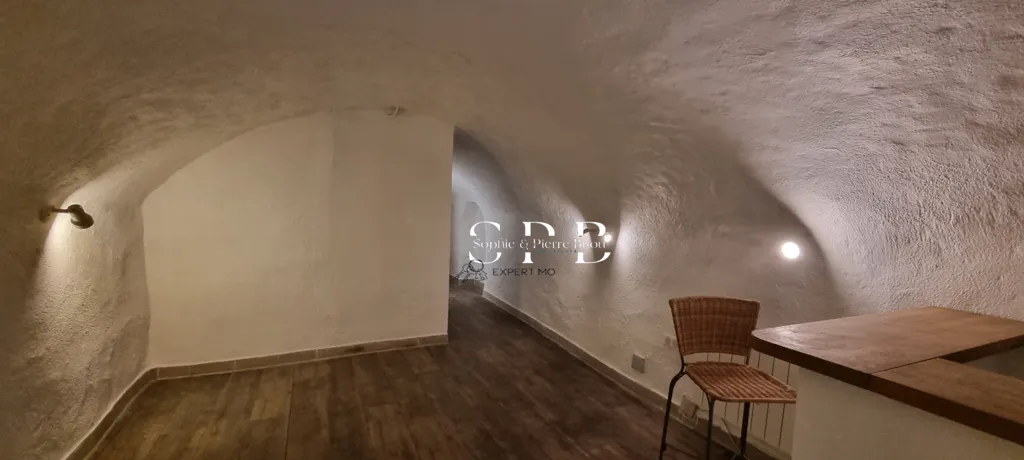 Atypical Flat in Aix-en-Provence's Historic Centre