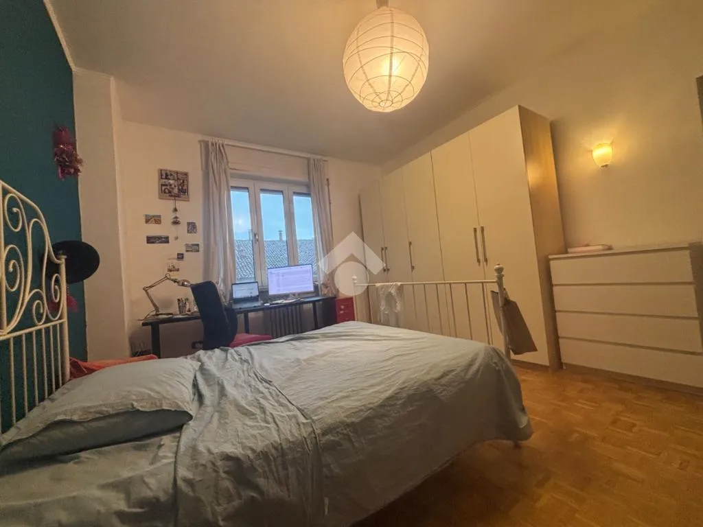 Bedrooms - 2-Bedroom Apartment with Balcony in Pavia