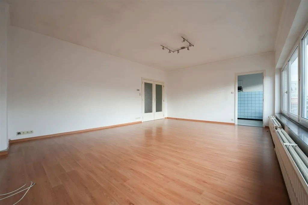 Toad - Spacious Apartment in Quiet Area, Ans