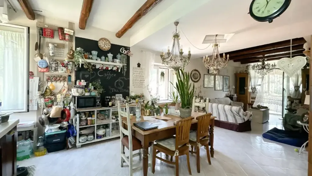 Salle à manger - Apartment with Balcony in Frascati