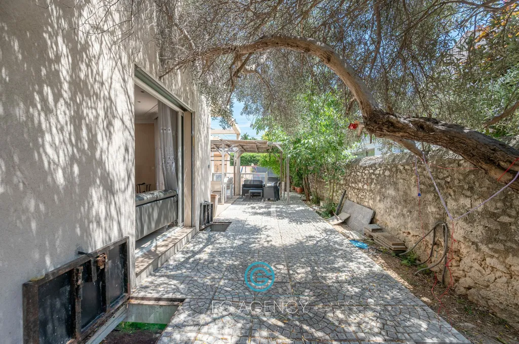 Aed - Luxury House with Pool in Marseille
