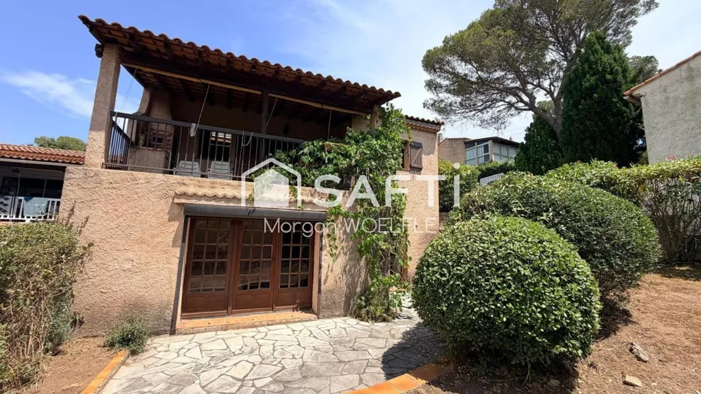 Exterior - Detached House with Nature View in Tour de Mare